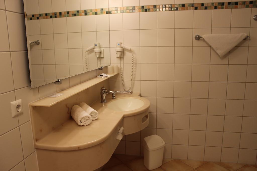 Genussgasthof&Hotel beim Krutzler Heiligenbrunn Zimmer foto
